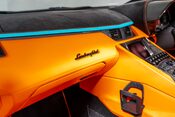 Lamborghini Aventador S ROADSTER. ONE OF ONE SPEC. AD PERSONAM. CARBON EXT. LIFT 40
