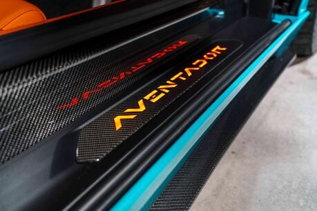 Lamborghini Aventador S ROADSTER. ONE OF ONE SPEC. AD PERSONAM. CARBON EXT. LIFT 47