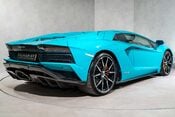 Lamborghini Aventador S ROADSTER. ONE OF ONE SPEC. AD PERSONAM. CARBON EXT. LIFT 10