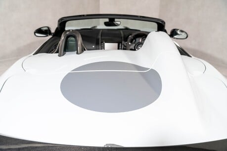 Jaguar F-Type PROJECT 7. 1 OF 250. GLACIER WHITE. CARBON CERAMICS. EXTENSIVE EXT CARBON. 43
