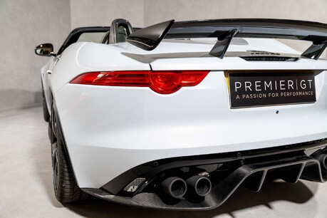 Jaguar F-Type PROJECT 7. 1 OF 250. GLACIER WHITE. CARBON CERAMICS. EXTENSIVE EXT CARBON. 42