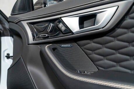 Jaguar F-Type PROJECT 7. 1 OF 250. GLACIER WHITE. CARBON CERAMICS. EXTENSIVE EXT CARBON. 22