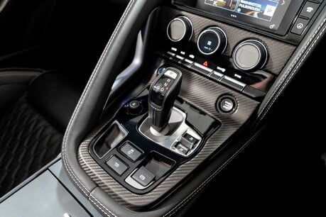 Jaguar F-Type PROJECT 7. 1 OF 250. GLACIER WHITE. CARBON CERAMICS. EXTENSIVE EXT CARBON. 24