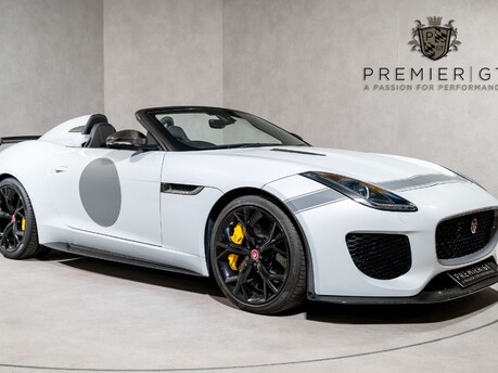 Jaguar F-Type PROJECT 7. 1 OF 250. GLACIER WHITE. CARBON CERAMICS. EXTENSIVE EXT CARBON. 
