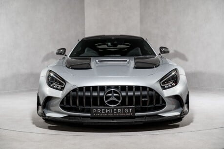 Mercedes-Benz Amg GT BLACK SERIES. TRACK PACK. CARBON FIBRE EXTERIOR PACK. 2