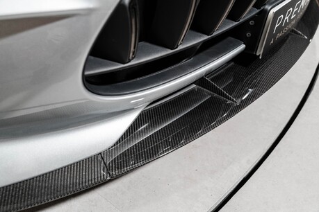 Mercedes-Benz Amg GT BLACK SERIES. TRACK PACK. CARBON FIBRE EXTERIOR PACK. 40