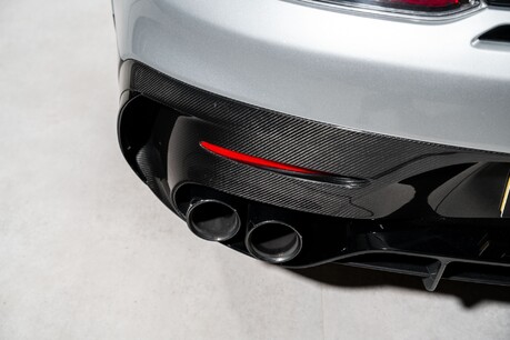 Mercedes-Benz Amg GT BLACK SERIES. TRACK PACK. CARBON FIBRE EXTERIOR PACK. 46