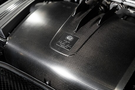 Mercedes-Benz Amg GT BLACK SERIES. TRACK PACK. CARBON FIBRE EXTERIOR PACK. 35