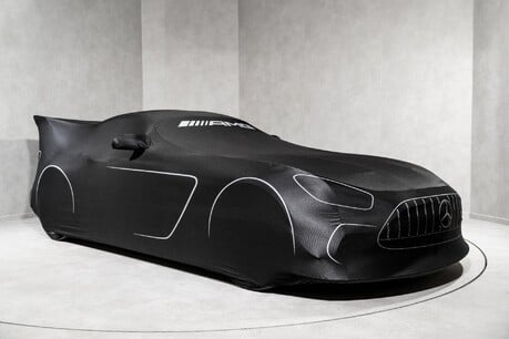 Mercedes-Benz Amg GT BLACK SERIES. TRACK PACK. CARBON FIBRE EXTERIOR PACK. 8