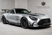 Mercedes-Benz Amg GT BLACK SERIES. TRACK PACK. CARBON FIBRE EXTERIOR PACK. 