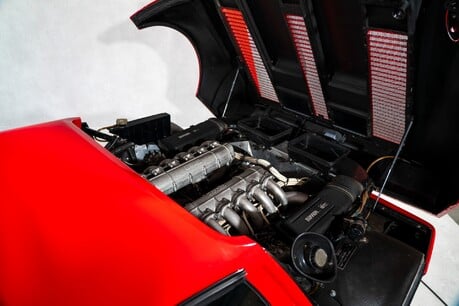 Ferrari 512 BBi. UK SUPPLIED. 1 OF 48 RHD EXAMPLES. EXTENSIVE HISTORY FILE. 41