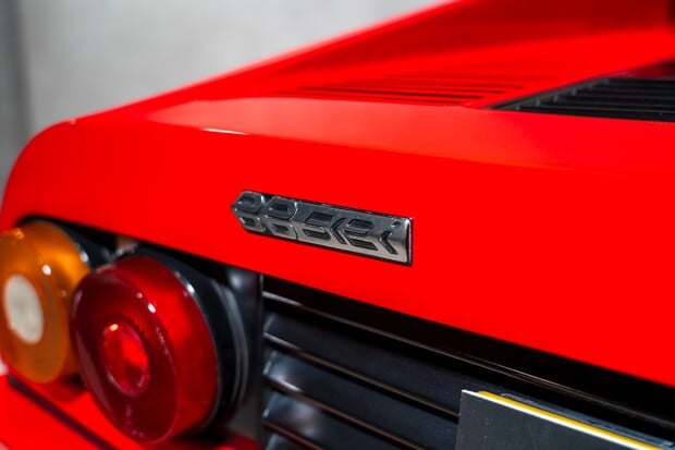 Ferrari 512 BBi. UK SUPPLIED. 1 OF 48 RHD EXAMPLES. EXTENSIVE HISTORY FILE. 3