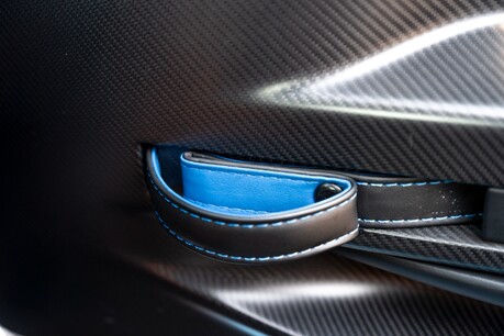 Aston Martin Vantage GT8 1 OF 150 EXAMPLES. 1 OF 80 RHD. CARBON FIBRE AERO KIT. 21