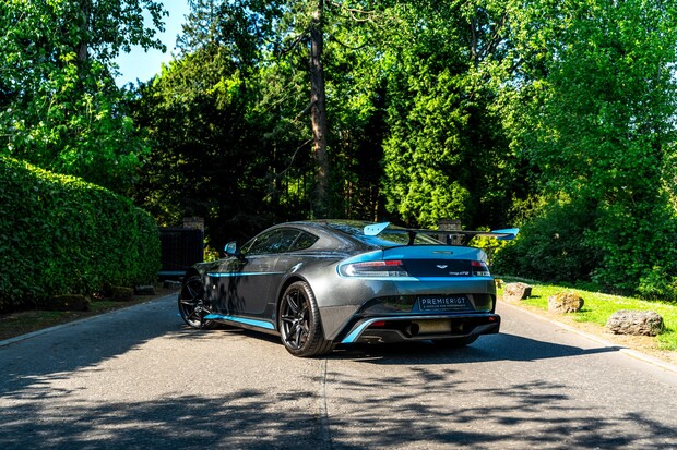 Aston Martin Vantage GT8 1 OF 150 EXAMPLES. 1 OF 80 RHD. CARBON FIBRE AERO KIT. 2