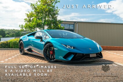 Lamborghini Huracan LP 640-4 PERFORMANTE. WARRANTY. AD PERSONAM. CARPLAY. LIFT.