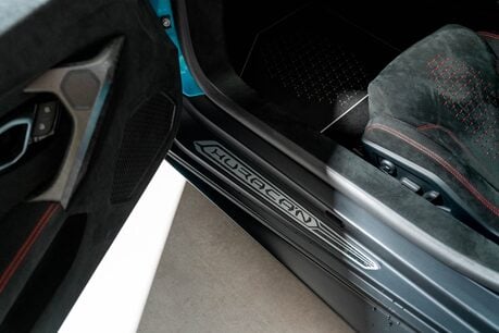 Lamborghini Huracan LP 640-4 PERFORMANTE. WARRANTY. AD PERSONAM. CARPLAY. LIFT. 48