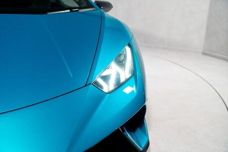 Lamborghini Huracan LP 640-4 PERFORMANTE. WARRANTY. AD PERSONAM. CARPLAY. LIFT. 13