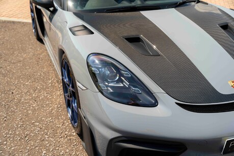Porsche 718 SPYDER RS. WEISSACH PACKAGE. CERAMIC BRAKES. LIFT. BOSE. 5