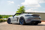 Porsche 718 SPYDER RS. WEISSACH PACKAGE. CERAMIC BRAKES. LIFT. BOSE. 3