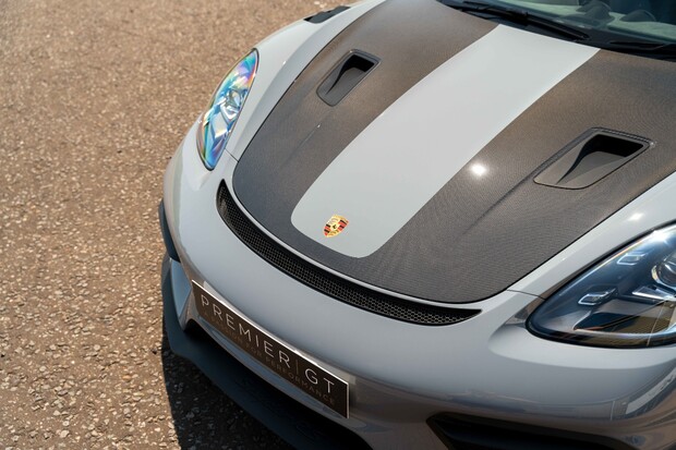 Porsche 718 SPYDER RS. WEISSACH PACKAGE. CERAMIC BRAKES. LIFT. BOSE. 2
