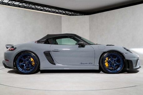 Porsche 718 SPYDER RS. WEISSACH PACKAGE. CERAMIC BRAKES. LIFT. BOSE. 10