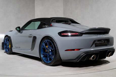 Porsche 718 SPYDER RS. WEISSACH PACKAGE. CERAMIC BRAKES. LIFT. BOSE. 11