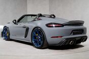 Porsche 718 SPYDER RS. WEISSACH PACKAGE. CERAMIC BRAKES. LIFT. BOSE. 6