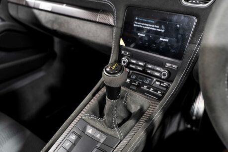 Porsche 718 SPYDER RS. WEISSACH PACKAGE. CERAMIC BRAKES. LIFT. BOSE. 22