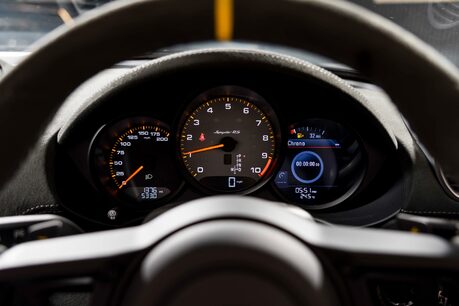 Porsche 718 SPYDER RS. WEISSACH PACKAGE. CERAMIC BRAKES. LIFT. BOSE. 31