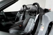 Porsche 718 SPYDER RS. WEISSACH PACKAGE. CERAMIC BRAKES. LIFT. BOSE. 17