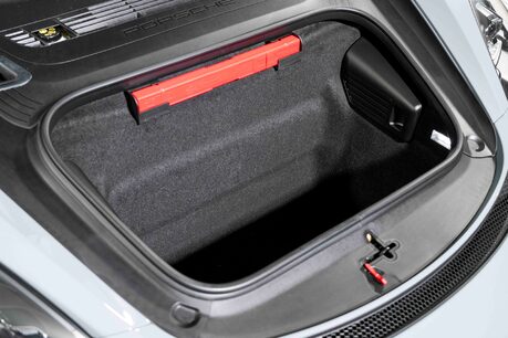 Porsche 718 SPYDER RS. WEISSACH PACKAGE. CERAMIC BRAKES. LIFT. BOSE. 53