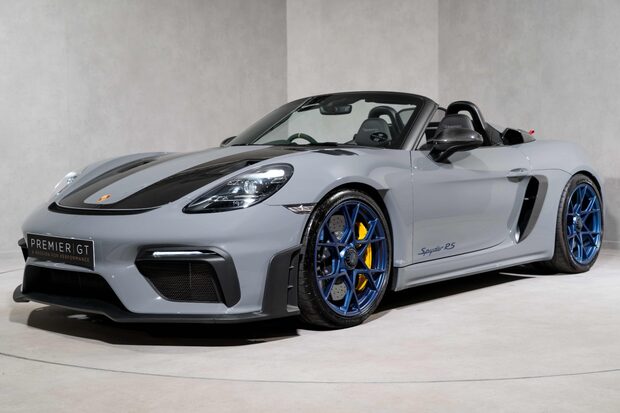 Porsche 718 SPYDER RS. WEISSACH PACKAGE. CERAMIC BRAKES. LIFT. BOSE. 1
