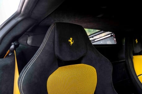 Ferrari 458 Speciale EXCELLENT SPECIFICATION. RACING LIVERY. COMPREHENSIVE HISTORY. 15