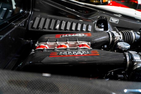 Ferrari 458 Speciale EXCELLENT SPECIFICATION. RACING LIVERY. COMPREHENSIVE HISTORY. 47