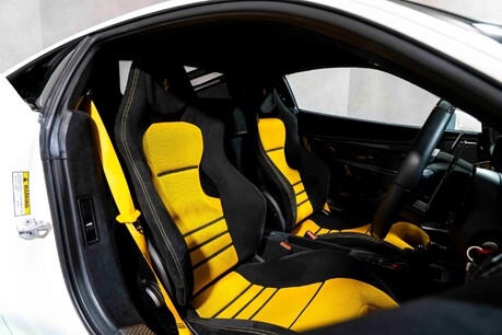 Ferrari 458 Speciale EXCELLENT SPECIFICATION. RACING LIVERY. COMPREHENSIVE HISTORY. 19