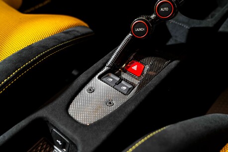 Ferrari 458 Speciale EXCELLENT SPECIFICATION. RACING LIVERY. COMPREHENSIVE HISTORY. 34