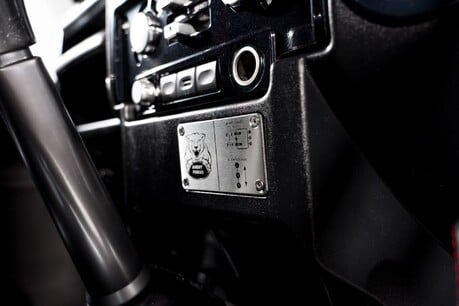 Land Rover Defender 90 BESPOKE 1 OF 1 BUILD. AUTOMOTIVE ALIVE CONVERSION. 23
