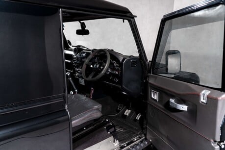 Land Rover Defender 90 BESPOKE 1 OF 1 BUILD. AUTOMOTIVE ALIVE CONVERSION. 11