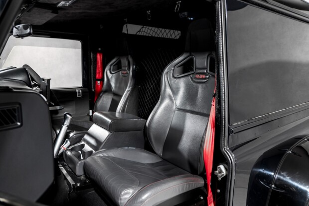 Land Rover Defender 90 BESPOKE 1 OF 1 BUILD. AUTOMOTIVE ALIVE CONVERSION. 2
