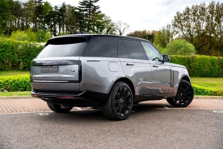 Land Rover Range Rover AUTOBIOGRAPHY P530 V8. 23" WHEELS. HEAD-UP DISPLAY. HEAT&C, MASSAGE SEATS. 2