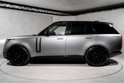 Land Rover Range Rover AUTOBIOGRAPHY P530 V8. 23" WHEELS. HEAD-UP DISPLAY. HEAT&C, MASSAGE SEATS. 8