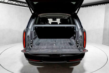 Land Rover Range Rover AUTOBIOGRAPHY P530 V8. 23" WHEELS. HEAD-UP DISPLAY. HEAT&C, MASSAGE SEATS. 43