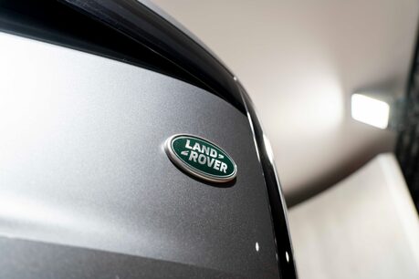 Land Rover Range Rover AUTOBIOGRAPHY P530 V8. 23" WHEELS. HEAD-UP DISPLAY. HEAT&C, MASSAGE SEATS. 37