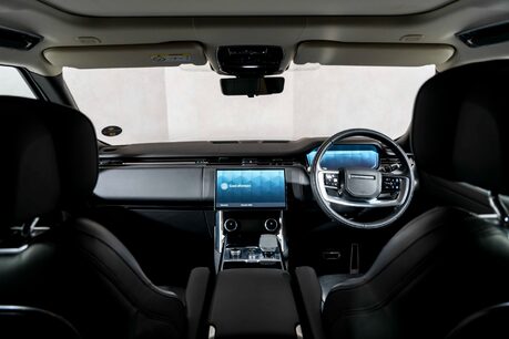 Land Rover Range Rover AUTOBIOGRAPHY P530 V8. 23" WHEELS. HEAD-UP DISPLAY. HEAT&C, MASSAGE SEATS. 11