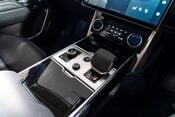 Land Rover Range Rover AUTOBIOGRAPHY P530 V8. 23" WHEELS. HEAD-UP DISPLAY. HEAT&C, MASSAGE SEATS. 22