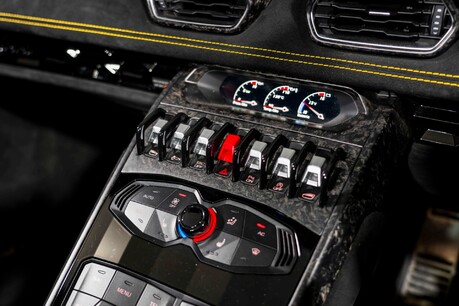 Lamborghini Huracan LP 640-4 PERFORMANTE SPYDER. COMFORT SEATS. LIFT SYSTEM. CARPLAY 22