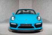 Porsche 911 TURBO S. SPORTS CHRONO. PCCB. HEATED SPORTS SEATS. BOSE. CARPLAY. 2