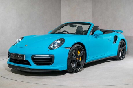 Porsche 911 TURBO S. SPORTS CHRONO. PCCB. HEATED SPORTS SEATS. BOSE. CARPLAY. 3