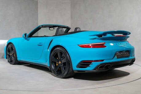 Porsche 911 TURBO S. SPORTS CHRONO. PCCB. HEATED SPORTS SEATS. BOSE. CARPLAY. 6