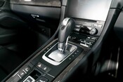 Porsche 911 TURBO S. SPORTS CHRONO. PCCB. HEATED SPORTS SEATS. BOSE. CARPLAY. 24